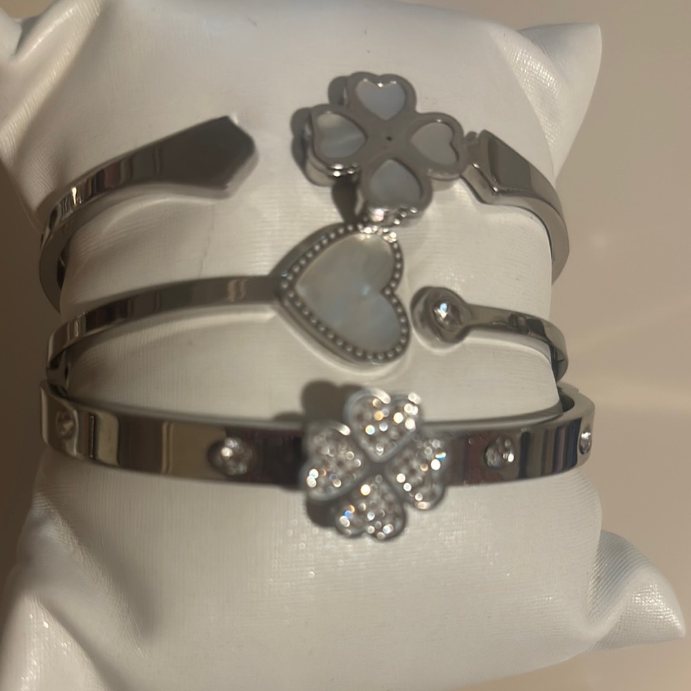 Silver Layered Bracelet Set with Heart and Flower Charms